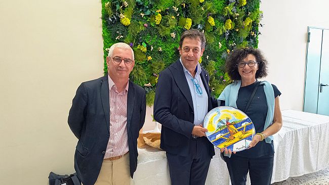 Marsala, una delegazione del Ministero dell’Agricoltura francese in visita all’istituto “Abele Damiani”