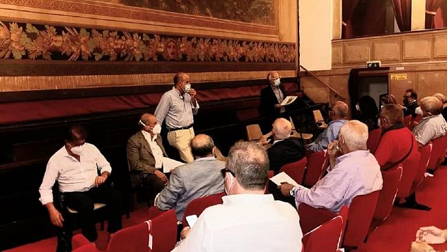 Campagna vaccinazione covid, la Direzione Asp incontra sindaci e medici