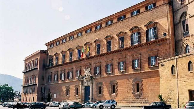 Ars: tagli consiglieri comuni, il testo in aula a giugno