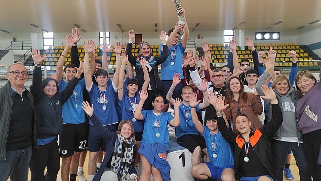 Al “Calvino-Amico” il “1° Trofeo Triennio Volley-Pasqua 2024”