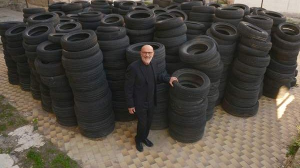 gibellina-rende-omaggio-a-peppe-morra-con-tre-giorni-tra-arte-performance-e-sperimentazione