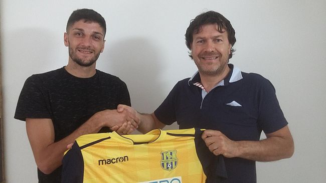 Mazara Calcio, dalla Parmonval arriva il centrocampista Caronia
