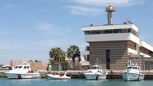 Mazara, 730 kg di pesce sequestrato. Donato a famiglie bisognose