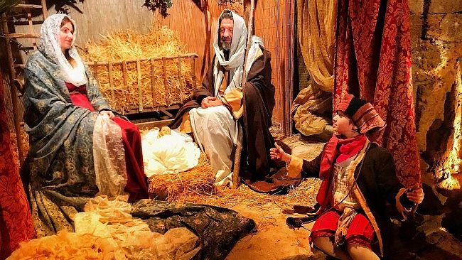Gran finale con l’arrivo dei Re Magi per i presepi viventi di Palazzo Quidera  e delle catacombe dei Cappuccini