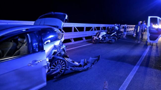 SS115, un violento scontro sul viadotto riaccende le polemiche sulla sicurezza stradale