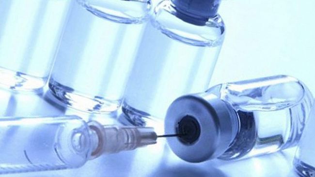 Musumeci firma l'ordinanza: vaccini per i maturandi