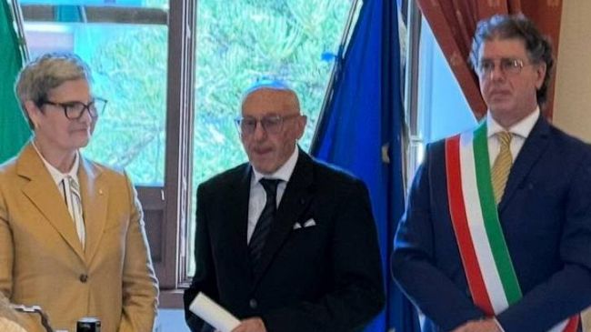 Campobello, in occasione della Festa della Repubblica consegnate onoreficenze al rag. Signorello e al dr. Tumbarello