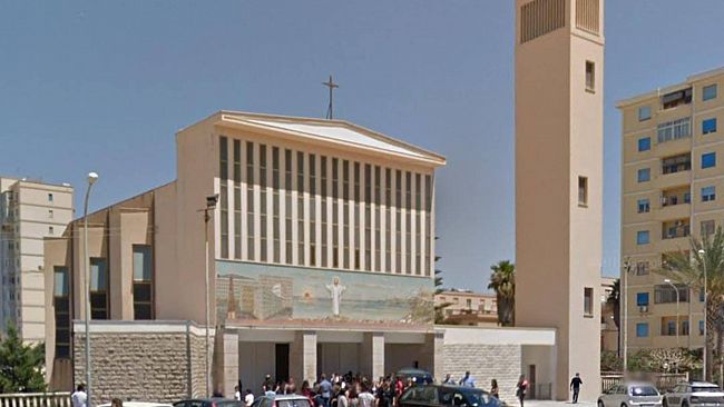 Diocesi di Trapani, Don Cacciatore negativizzato: riapre la Chiesa 