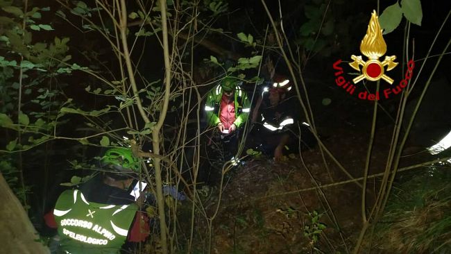 Uomo caduto in un canalone dell'area della diga Trinità. In corso le ricerche
