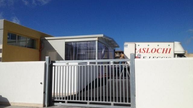 Progressivo smembramento dell’area di emergenza di via Livorno. Ma l’ex assessore Russo lo sa?