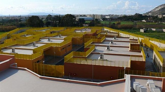 CPR di Trapani: tensioni e sciopero della fame tra le 130 persone in attesa di essere rimpatriate 