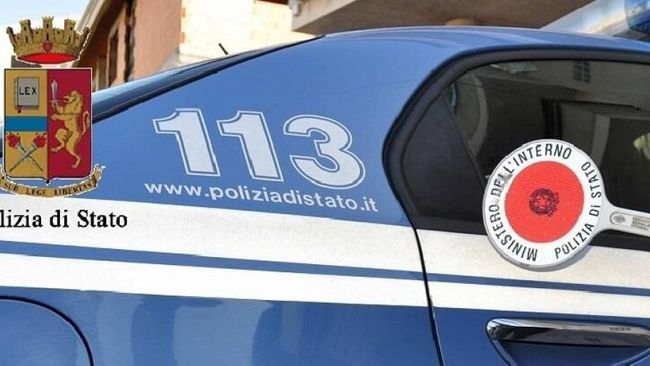 Custodiva cocaina all’interno della propria abitazione pronta per essere spacciata: arrestata casalinga sessantenne