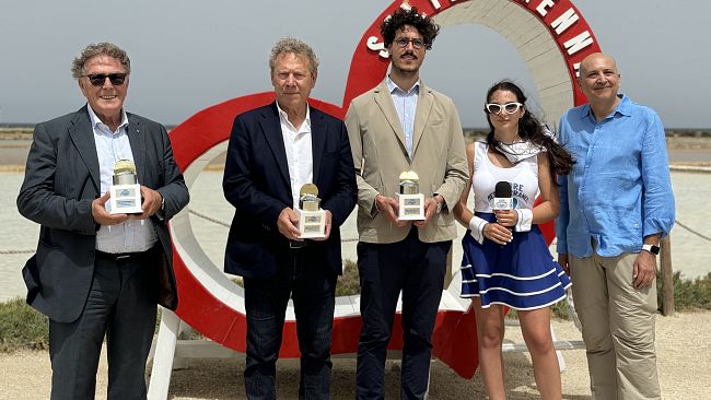 Marsala, RICREA consegna al Comune uno speciale riconoscimento per l'impegno nella raccolta differenziata.