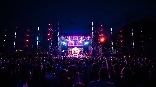 Venditti, musica elettronica, pop: torna la Castellammare Art Music Week