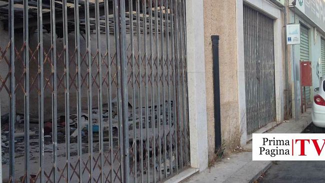 VIDEO – Degrado ed abbandono dei locali ex Consorzio Agrario di via Casa Santa