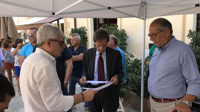 Il sit-in di Orgoglio Castelvetranese anche a Marinella e Triscina
