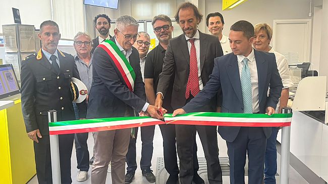 calatafimi-segesta-rinnovato-lufficio-postale-arrivano-anche-passaporti-e-servizi-della-pa