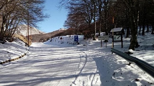 E’ arrivato il manto bianco sulle Madonie. Piano Battaglia già comincia a riempirsi