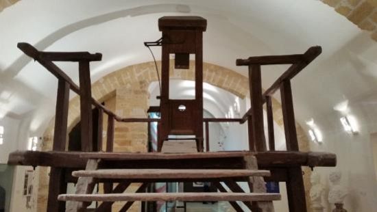 La ghigliottina di Trapani