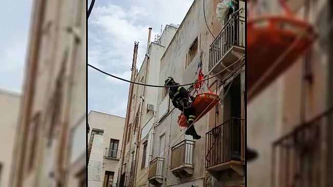 Trapani, incidente sul lavoro: 49enne ferito dopo essere caduto nel vuoto
