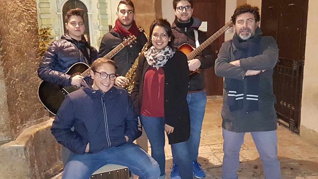 VIDEO – “La Mazara che vogliamo”, giovani musicisti in piazza della Repubblica
