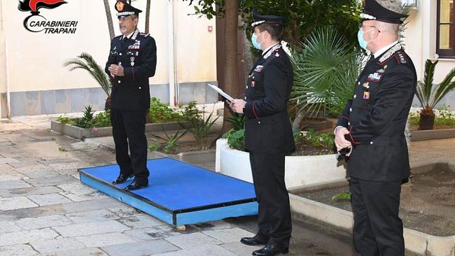 Trapani, visita del Generale Burgio. Premiati investigatori per operazione “Mafiabet”