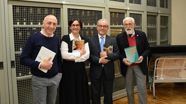 Mazara: donate alla biblioteca comunale pubblicazioni di pregio culturale-scientifico del professore Farnetani e del prof. Burgio
