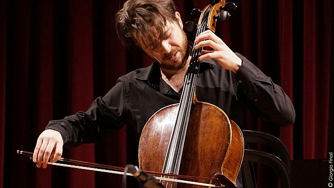 “De culpa sonoris” con Michele Marco Rossi al violoncello e Paolo Aralla all’elettronica