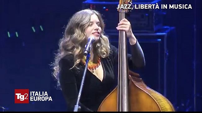 La mazarese Arabella Rustico, artista emergente del jazz: intervista al Tg2 per 