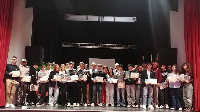 Campobello, consegnata la Costituzione ai neo-diciottenni