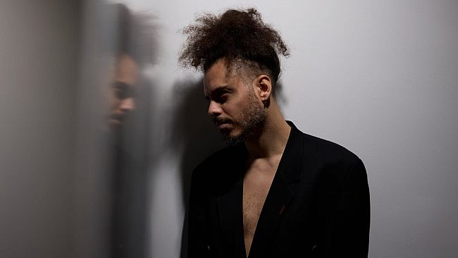 Mazara, il 7 febbraio gli studenti del Liceo Artistico incontreranno il cantante Davide Shorty 
