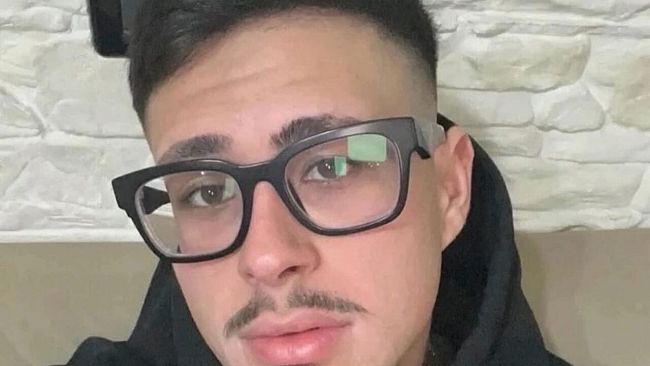 ​Tenta di fermare pestaggio, giovane ucciso con colpo di pistola in testa. E' successo in centro a Palermo 