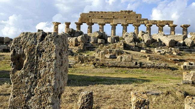  Selinunte, scavi portano alla luce un nuovo piccolo tempio