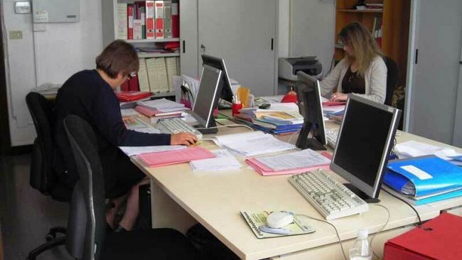Comitato Lavoratori CO.CO.CO. Scuola. Trasferimenti personale ATA di ruolo su posti in organico di diritto inesistenti.