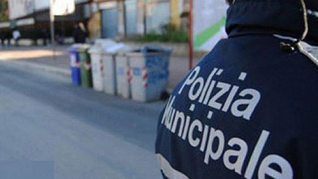 Trapani, la Polizia Locale denuncia oltraggi su Facebook