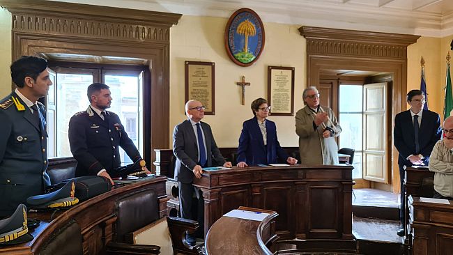 Comitato provinciale a Castelvetrano: calo dei reati, ma attenzione su stranieri e movida
