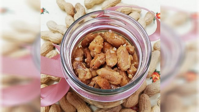 “La ricetta della Domenica” – Arachidi caramellate fatti in casa