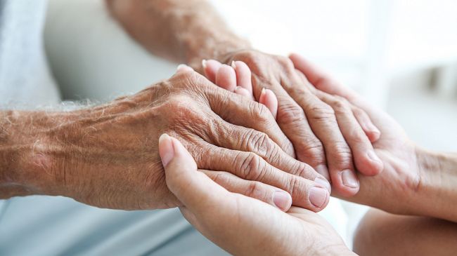 ​Anziani non autosufficienti, via alle istanze per accedere all'assistenza domiciliare