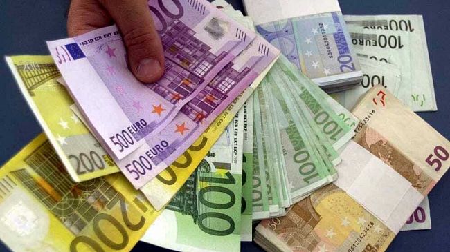 La GdF denuncia due alcamesi che stampavano soldi falsi