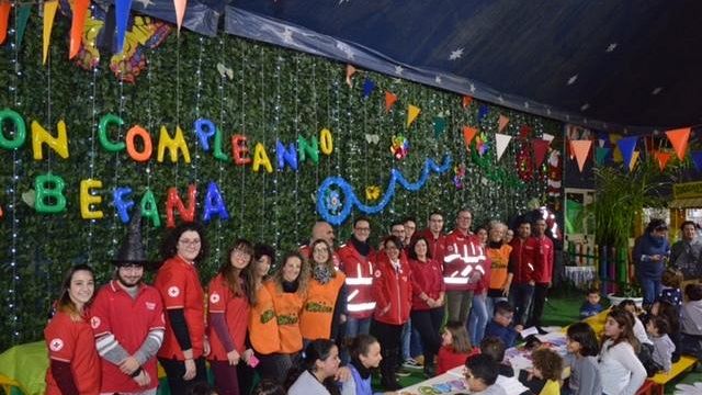 La Befana della Croce Rossa per i bambini meno fortunati