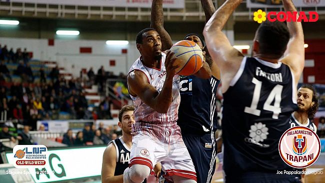 basket-trapani-cala-il-tris-trascinata-da-un-ottimo-nwohuocha