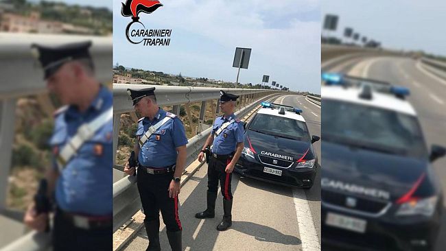 Mazara: non accetta la fine della relazione con la fidanzata e minaccia di lanciarsi dal viadotto