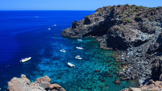 Il mare di Pantelleria conquista le “Cinque Vele” di Legambiente