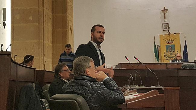 Mazara, elezione vice presidente Cons comunale. Randazzo: “il voto non deve essere tracciabile, lo prevede il Regolamento”. Lettera al Segretario Generale Marascia