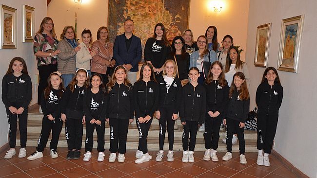 Mazara, il sindaco Quinci incontra le allieve della scuola di danza Tutù Ballet