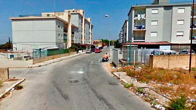 La Polizia sequestra sostanza stupefacente ed arresta in flagranza tre uomini per spaccio a Mazara Due