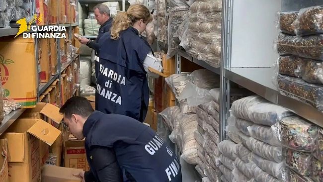 ​Sequestrati 145 mila articoli nel Palermitano tra giocattoli non sicuri e copie di noti brand