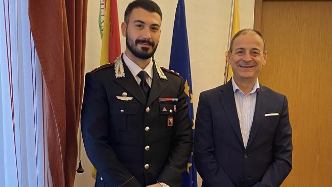 Il sindaco Quinci incontra il Tenente Scognamiglio, Comandante facente funzioni dei Carabinieri di Mazara