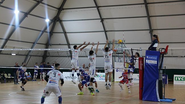 Scalia Volley Sciacca, battuta d'arresto a Letojanni