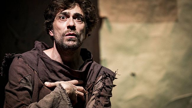 L'attore Giovanni Scifoni in scena al Cine Teatro Ariston di Trapani